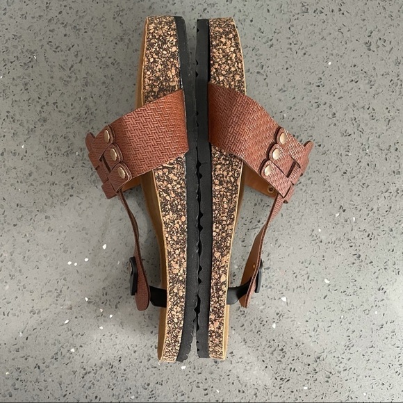 Victoria K Faux Leather Cork Thong Slide Sandal 8 - Picture 5 of 8